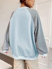 SHEIN Unity Sudadera con cuello redondo y mangas raglán con diseño de rejilla texturizada para otoño - Celeste - Ver 2