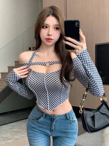DAZY Women's Cold Shoulder Asymmetrical Hem Plaid T-Shirt