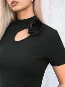 SHEIN Frenchy 3d花朵剪裁修身上衣