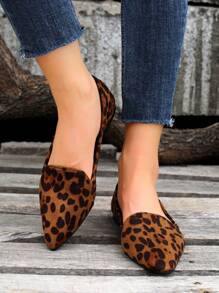 Leopard Pattern Point Toe Faux Suede Loafers - Multicolor - View 7