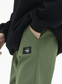 SHEIN 男童運動時尚字母貼佈長褲 - 彩色 - 查看 4