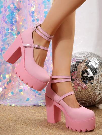 Kawaii 2024, Talons Hauts Sexy Roses