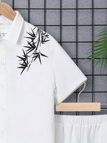 SHEIN 男童寬鬆休閒短袖圖案鈕扣襯衫和短褲套裝 - 白色 - 查看 6