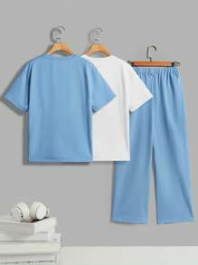 SHEIN Tween Boys' Loose Fit Casual Crew Neck Short Sleeve T-Shirt And Pants 3pcs Outfits Matching Set