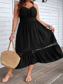 SHEIN Holidaya 大尺碼女蕾絲拼接細肩帶連身裙 - 黑色 - 查看 1