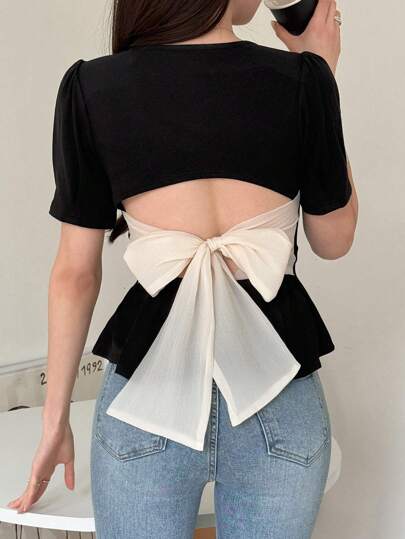 DAZY Women's Sweetheart Neckline Back Knot T-Shirt