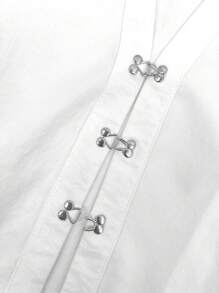 SHEIN EZwear Solid Hook And Eye Front Shirt - White - View 3