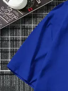 Manfinity LEGND Men's Pigeon And Letter Printed T-Shirt - Royal Blue - View 3