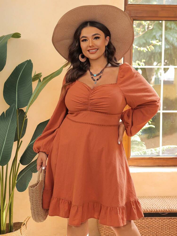 Women's Plus Size Sweetheart Neck Latern Sleeve Chest Pleated Dress