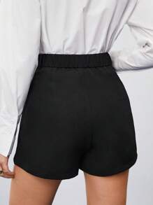 BizChic 女裝鈕扣細節拉鍊前短褲 - 黑色 - 查看 2