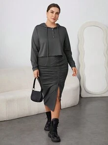SHEIN Essnce 大碼按鈕連帽T恤，附束繩細節高側開叉裙套裝 - 灰色 - 查看 6