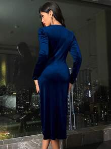 Allurite Cross Wrap Velvet Dress - Navy Blue - View 2