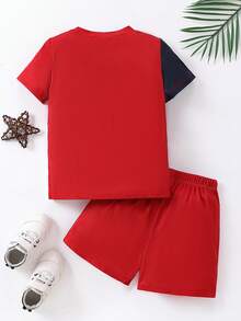 SHEIN 幼兒男童休閒字母拼接短袖t卹和短褲套裝,夏季兩件套 - 彩色 - 查看 2