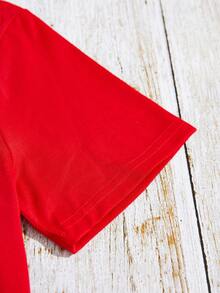 SHEIN Essnce Của phụ nữ Lá thư Và In nét mỏng Mẫu In Áo thun - Đỏ - Xem 4