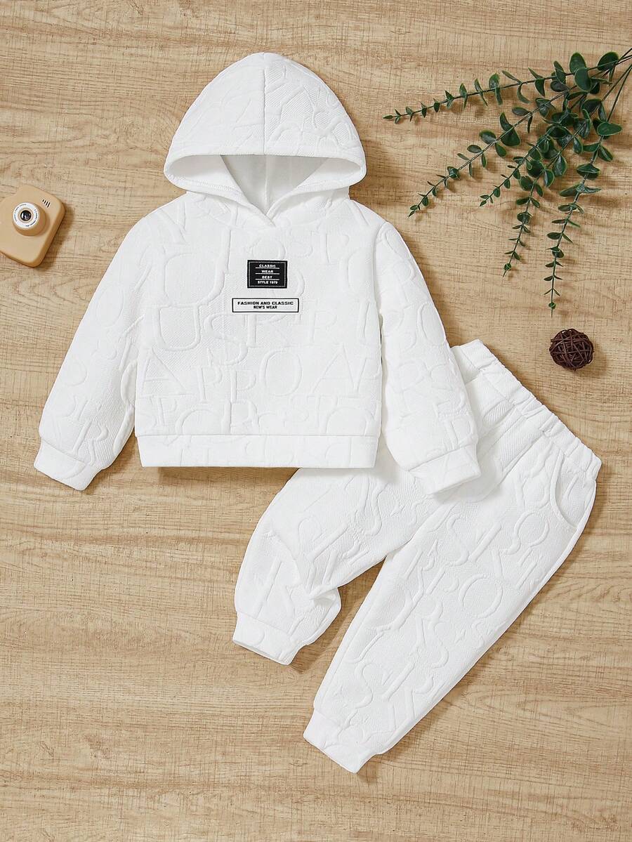 SHEIN 嬰兒女士時尚字母印花連帽長袖衛衣和褲子套裝 - 白色 - 查看 1
