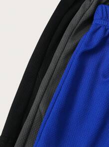 SHEIN Leap Crew Young Boy Three-Piece Loose Casual Breathable Shorts Set