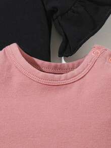 SHEIN Bé gái sơ sinh Dệt kim Mềm mại Ruffle Tay áo dài Áo liền quần chặt Hai chiếc Bộ - Nhiều màu - Xem 5