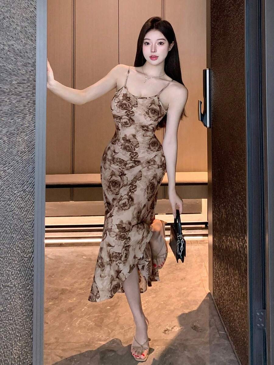 DAZY 女式花卉印花细肩带连衣裙，荷叶边