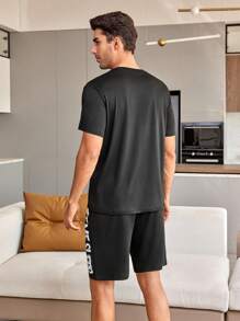 Conjunto De Pijama Para Hombres Con Impresión De Lema En Manga Corta Y Pantalones Cortos