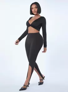 SHEIN SXY Women'S Cropped Twist Front Top And Capri Leggings Two Piece Set
