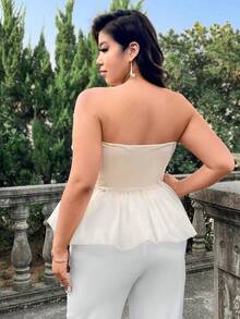 SHEIN BAE Plus Size Three-Dimensional Floral Tube Top - Apricot - View 3