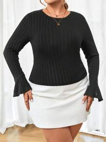 SHEIN Privé 大尺碼女條紋喇叭袖 T 卹 - 黑色 - 查看 6