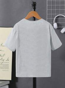 SHEIN Junge In Der Pubertät 1 Stück Basic T-shirt Mit Rundhals Und Astronaut Cartoon Muster Druck