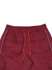 Manfinity LEGND Men's Loose Fit Cargo Pants With Contrast Piping, Flap Pockets, Side Drawstring Waist - Burgundy - View 7
