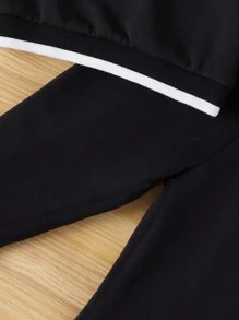 SHEIN Em bé Cô gái Phim hoạt hình đáng yêu In Áo nỉ có mũ Và Quần Bộ - màu đen - Xem 3