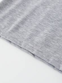 SHEIN Junge In Der Pubertät 1 Stück Basic T-shirt Mit Rundhals Und Astronaut Cartoon Muster Druck