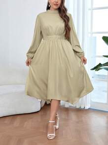 SHEIN Privé 大码女式优雅不对称下摆连衣裙 - 卡其色 - 查看 1