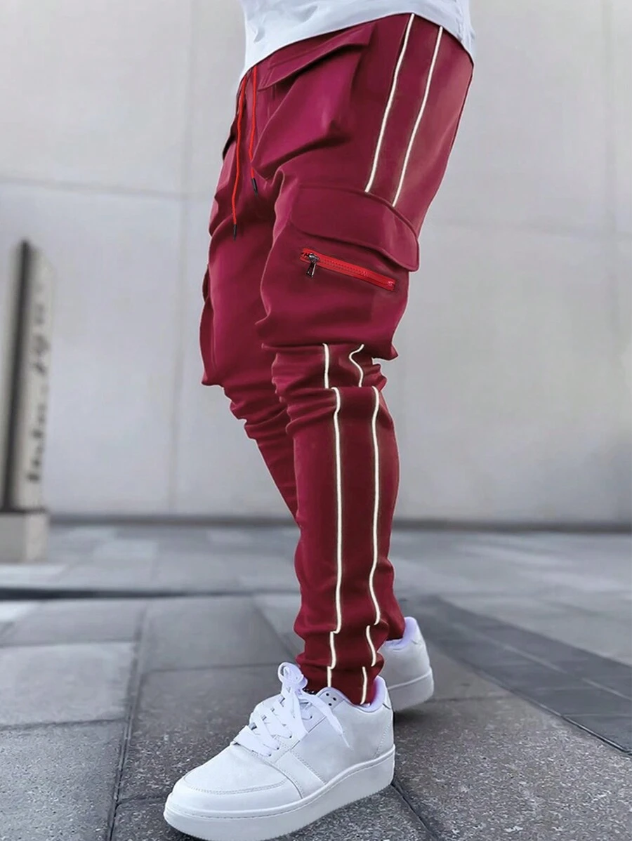 Manfinity LEGND Men's Loose Fit Cargo Pants With Contrast Piping, Flap Pockets, Side Drawstring Waist - Burgundy - View 1