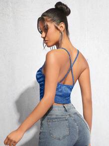 SHEIN BAE 垂墜露背交叉褶邊金屬亮絲吊帶上衣 - 寶藍色 - 查看 2