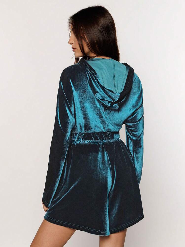 Velvet Crop Top With Hoodie & Shorts Set For Women