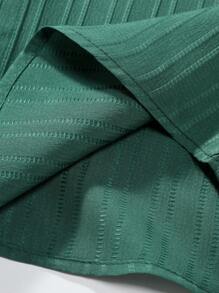 Manfinity Homme 男士短袖襯衫和短褲套裝 - 綠色 - 查看 5