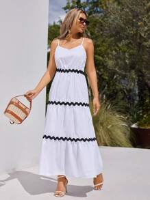 GENKIRA Vestido Ondulado Con Tirantes Finos Y Dobladillo Con Volantes De Múltiples Capas - Blanco y Negro - Ver 6