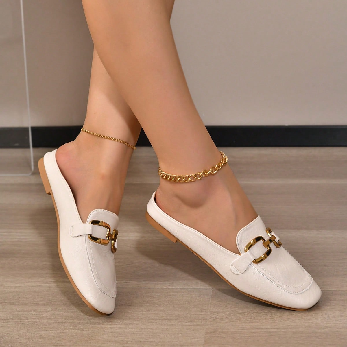 Zapatos planos para mujer con decoración de cadena metálica, sandalias para uso casual, mules
