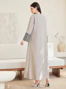 Al Najma 女士几何图案流苏装饰长裙，端庄大方 - 杏色 - 查看 4