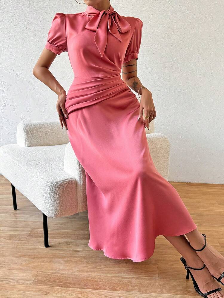 Women's Tie Collar Puff Sleeve Pleated Dress