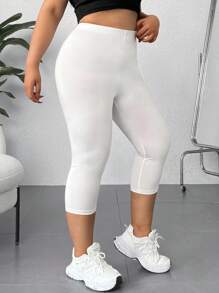 SHEIN EZwear Plus Size Women's Basic Solid Color Capri Leggings