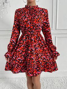 SHEIN Privé Ruffled Hemline & Heart Print Tie Collar Dress - Multicolor - View 6