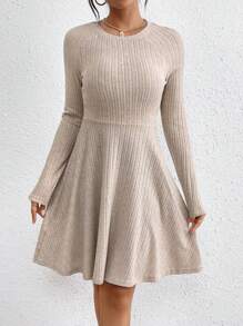 SHEIN PETITE 女款圓領羅紋插肩長袖連身裙 - 杏色 - 查看 1