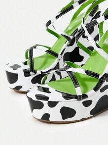 Women's Wedge Heel Thick Platform Sandals - Black and White - View 9