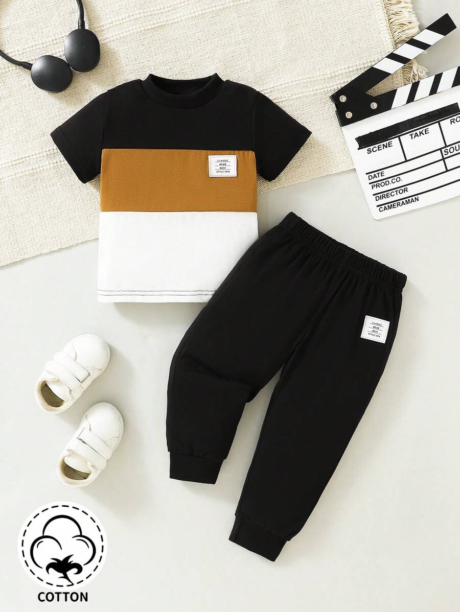 SHEIN Playful Pals 嬰幼兒男寶寶多色拼接休閒短袖t恤和褲子套裝,百搭風格 - 彩色 - 查看 1
