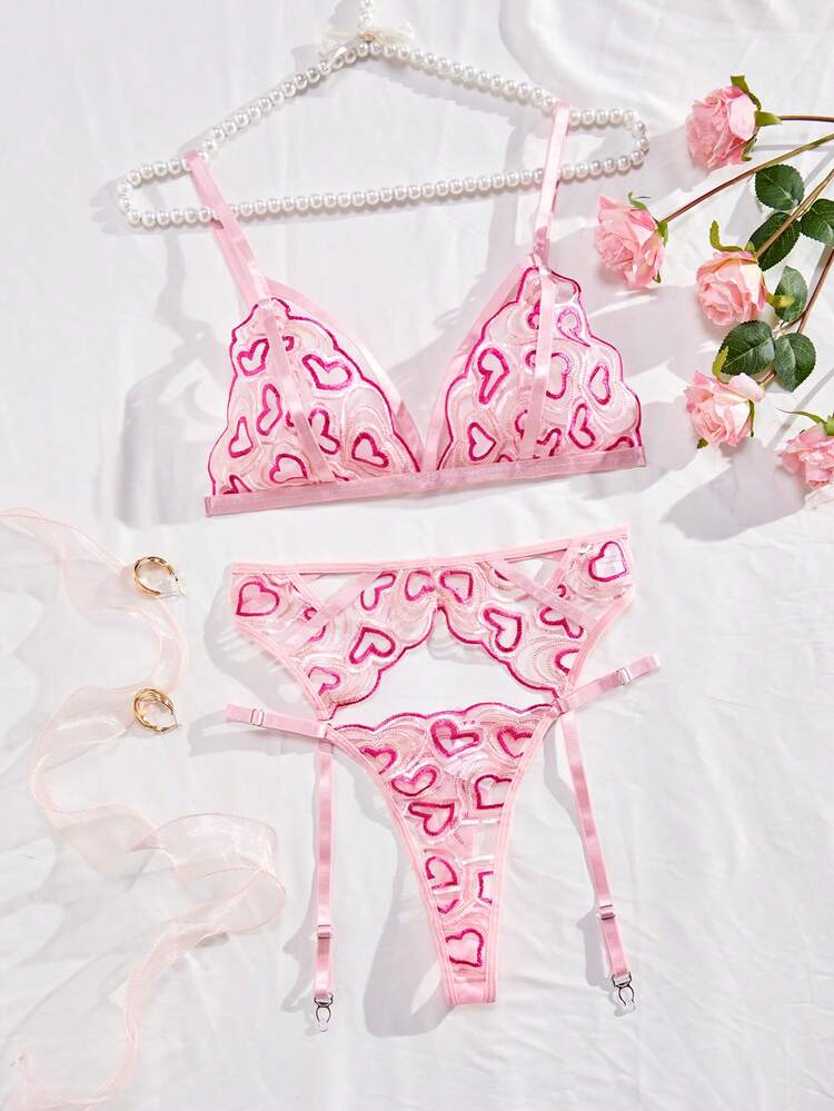 Women'S Sexy Lingerie Set With Heart Embroidery