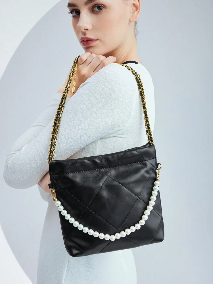 Ladies' Black Large Capacity Shoulder Bag