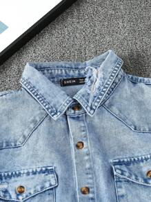 青少年男孩的休閒街頭風格破洞牛仔夾克 - 中等水洗藍 - 查看 3