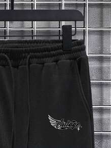 Manfinity Hypemode Conjunto De Dos Piezas De Chaqueta De Béisbol Y Pantalón Deportivo Para Hombre Con Impresión De Letra Y Contraste De Tallas Grandes