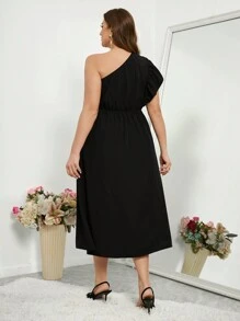 SHEIN Privé 大尺碼女用情人節優雅一字肩 A 字小黑裙 - 黑色 - 查看 2