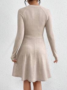 SHEIN PETITE 女款圓領羅紋插肩長袖連身裙 - 杏色 - 查看 2